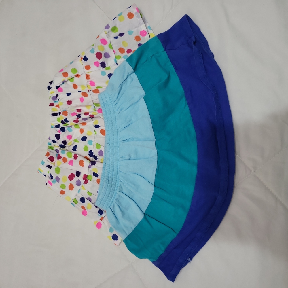 Skort-ing Around .....set of 2 - 18-24M